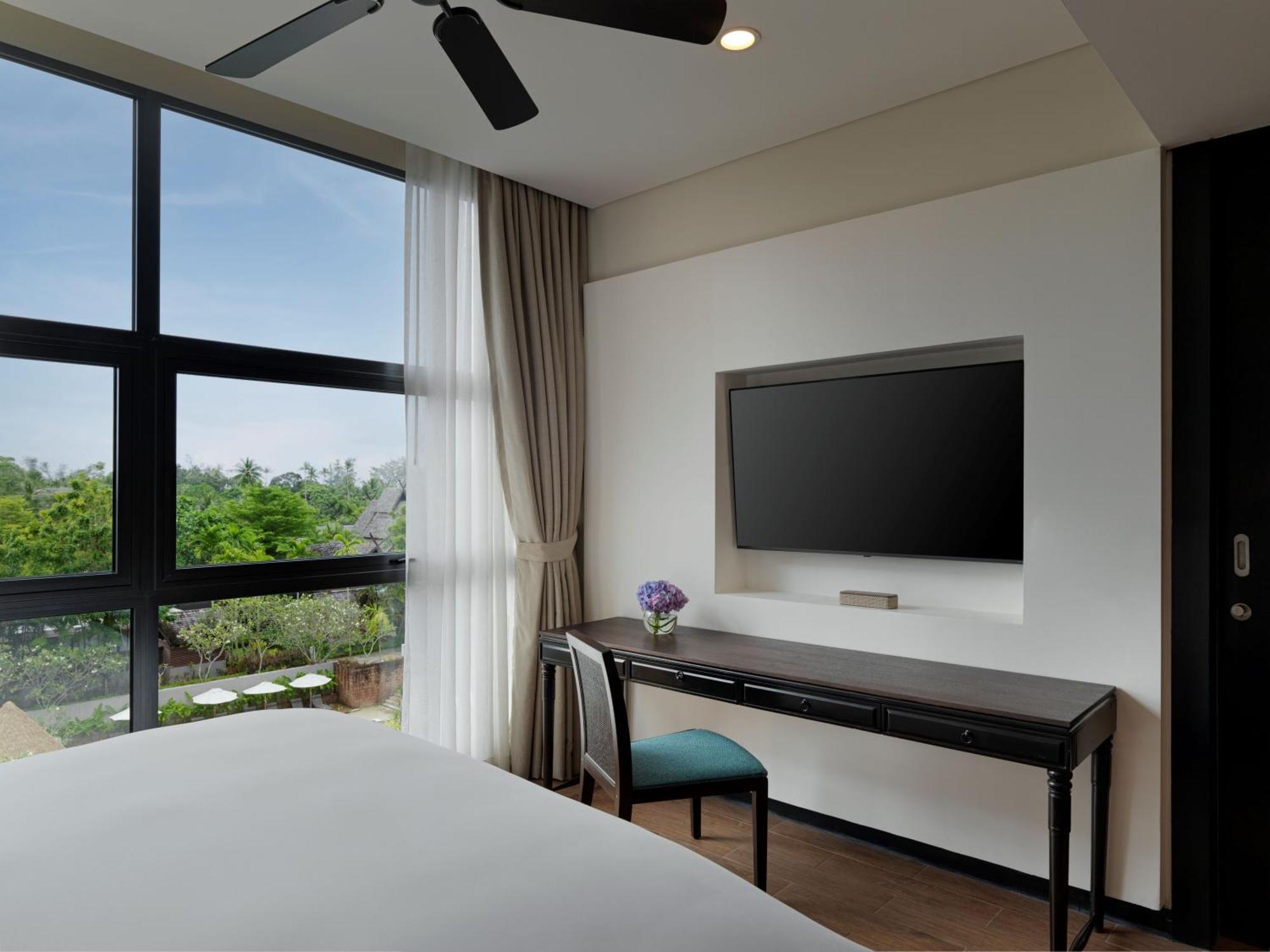 Avani Plus Mai Khao Phuket Suites Екстер'єр фото