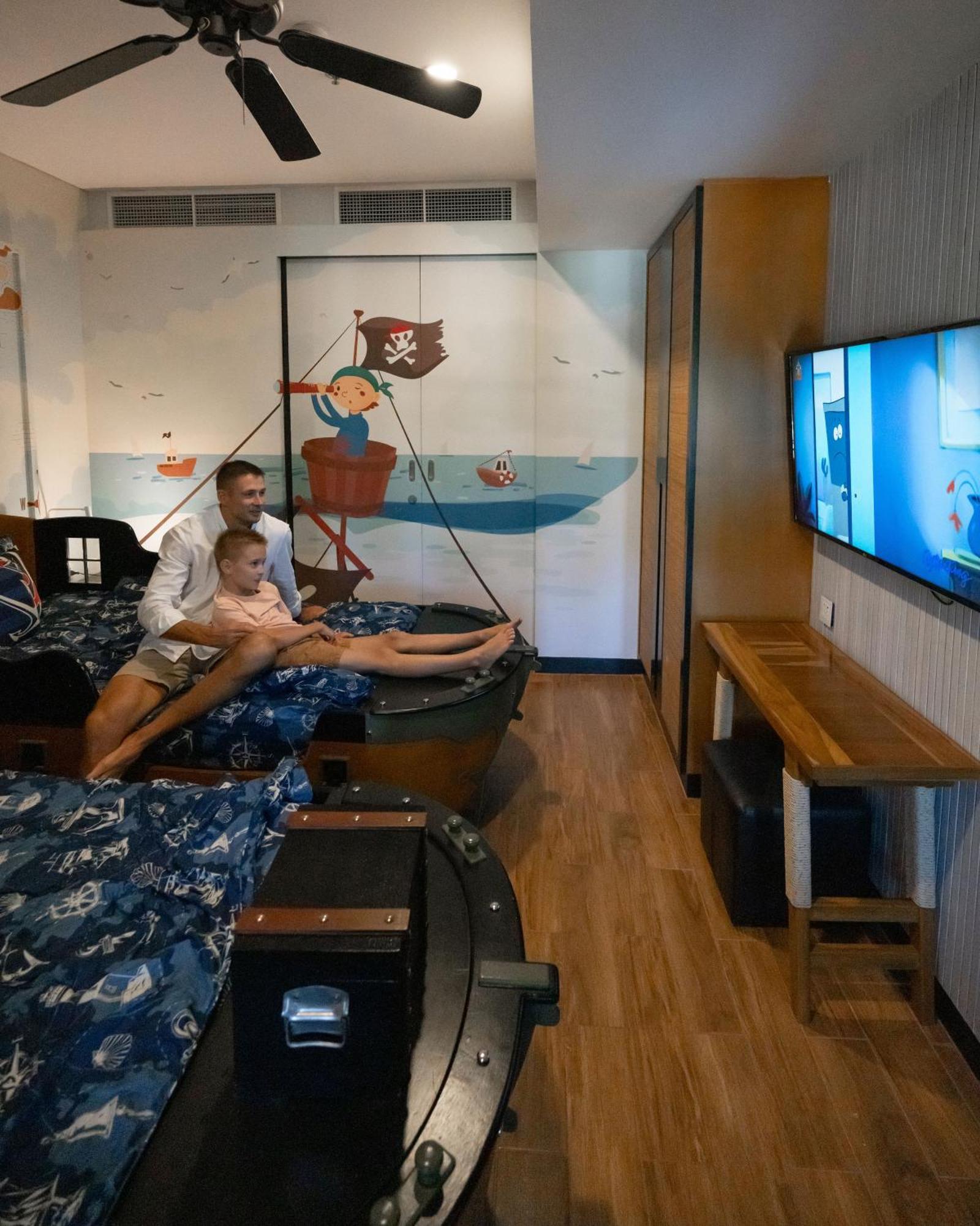 Avani Plus Mai Khao Phuket Suites Екстер'єр фото