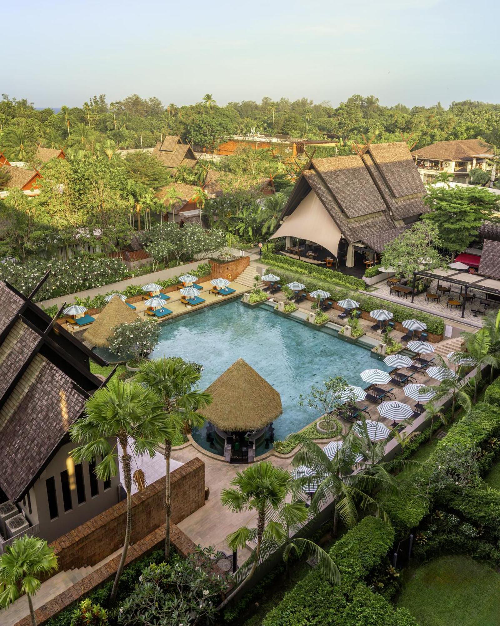 Avani Plus Mai Khao Phuket Suites Екстер'єр фото